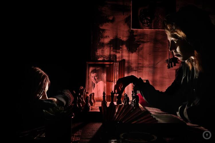 Фотографии Перформанс Конвейер смерти (фото #3) Фотографии Перформанс Конвейер смерти (фото #3)