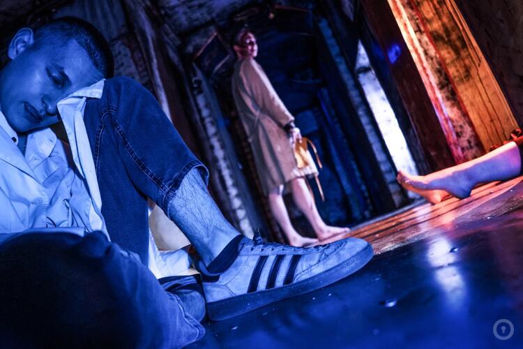 Фотографии перформанса Предатель среди нас (фото #4) Фотографии перформанса Предатель среди нас (фото #4)