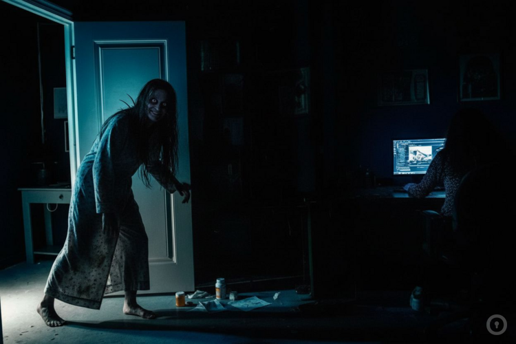 Фотографии перформанса Шизоид (фото #1) Фотографии перформанса Шизоид (фото #1)