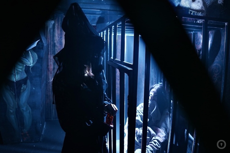 Фотографии перформанса Салем (фото #1) Фотографии перформанса Салем (фото #1)